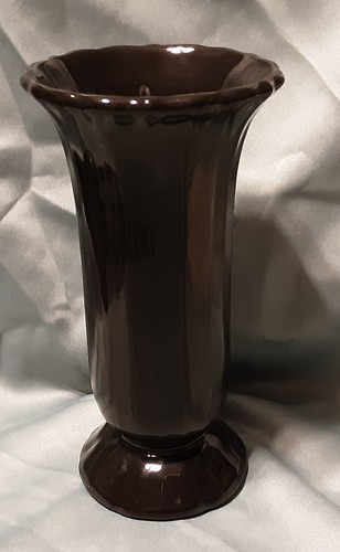 Haeger pottery 618 - pottery, black